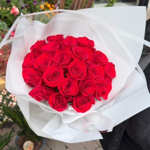 Ramo Buchón de 25 Rosas Rojas